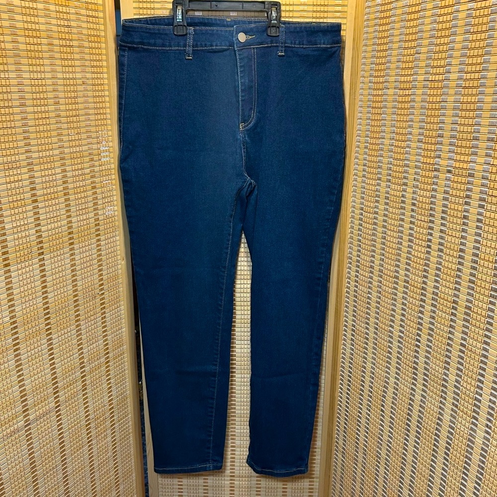 Women’s Denim Blue Jeans